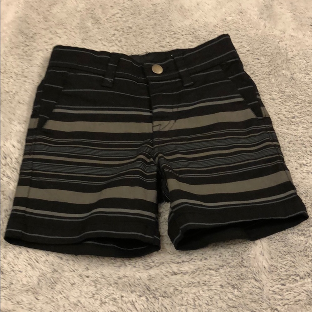 Volcom shorts size 2T
